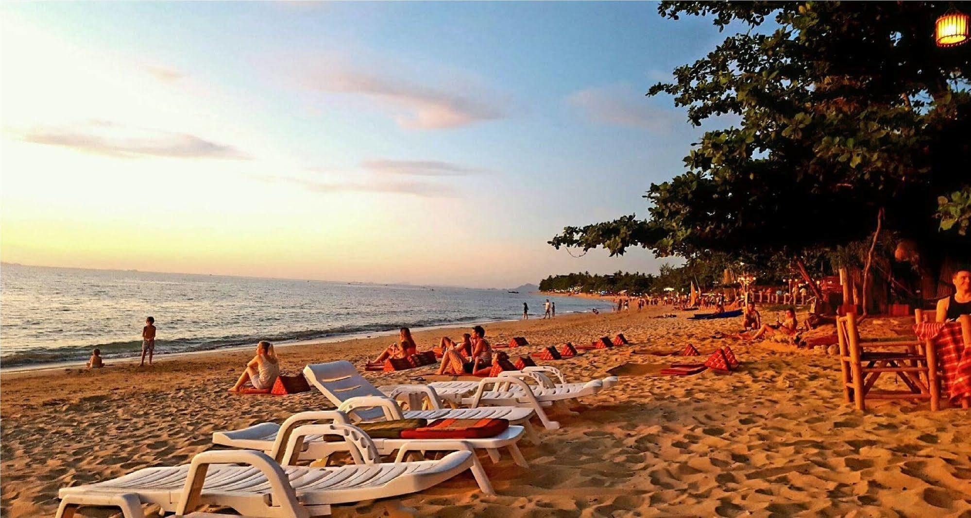 Lanta Pavilion Resort - Koh Lanta Exterior photo